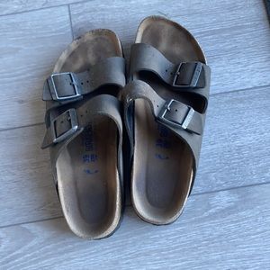 Birkenstock’s size 39